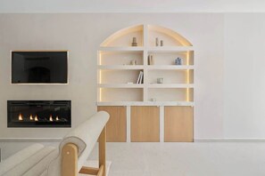 Interior - Beach 9 min, Golf, Private yard, Parking, 2 Pools (Málaga)