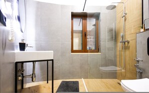 Bathroom - Grandstay Central 102 (Durrës)