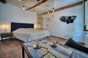 House - Agr Able Studio Quartier Suquet-vieux Port A0b185 (Cannes)