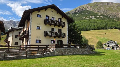 Apartment 4 mit Seeblick, Gemeinschaftsterrasse und WLAN