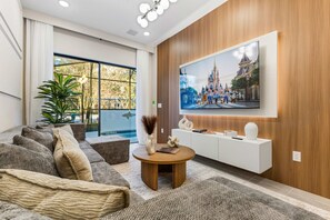 TV, fireplace, DVD player, stereo - 5BR   5BA Paradiso Grande - Walk to SeaWorld 10507 (Orlando)