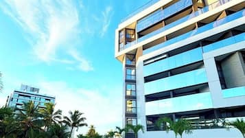 2 piscinas externas