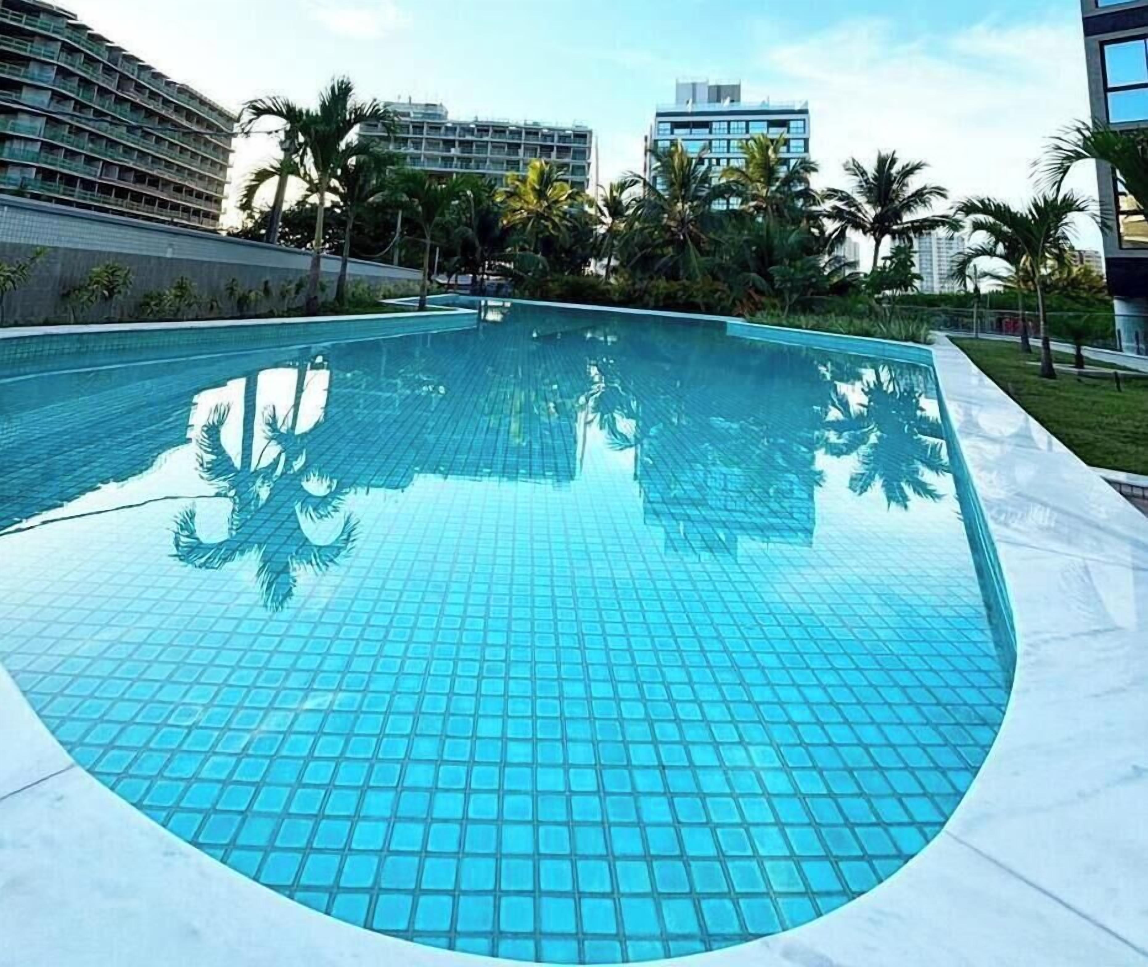 2 kolam renang outdoor