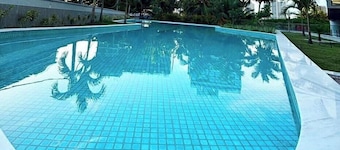 Vivere Resort By Day by Day