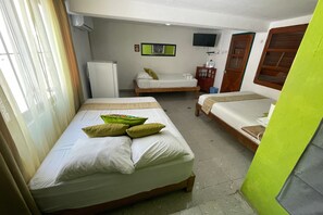 3 bedrooms, desk, iron/ironing board, bed sheets - 01 Casa Naranja in Isla Mujeres (Isla Mujeres)