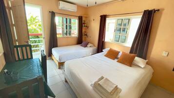 1 bedroom, bed sheets