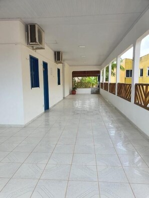 Property grounds - Pousada Cheguei Preá (Cruz)