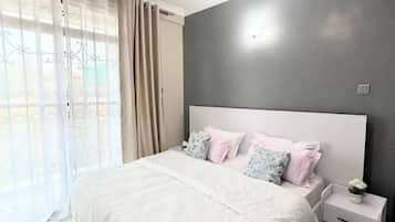 2 chambres, fer et planche à repasser, Wi-Fi, draps fournis