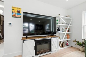 Unclassified image, 2 of 33, button - Stylish Cape May Stay - Villas, 6 Min Walk to Beach (Lower Township)