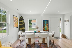 Dining - Elegant Beach Getaway Villa Layla. Villas, CapeMay (Lower Township)