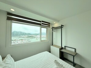 Appartement Familial, balcon, vue plage