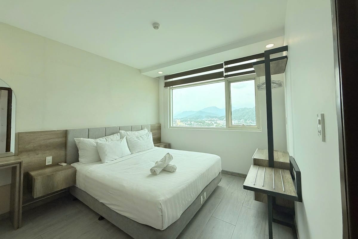 Appartement Familial, balcon, vue plage