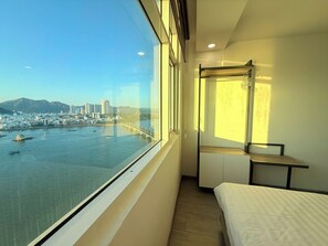 Beach/ocean view - Luxury Apartment (Nha Trang)