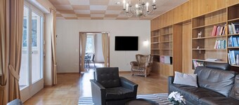 Villa - donau.one - Parkähnlicher Garten trifft Kloster- und Donaublick