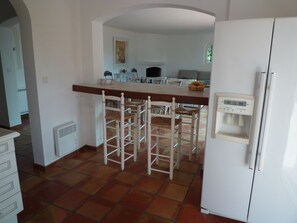 Interior - Beautifully renovated villa in Cavalaire with swimming pool and 5 bedrooms near the beach and village. (Cavalaire-sur-Mer)