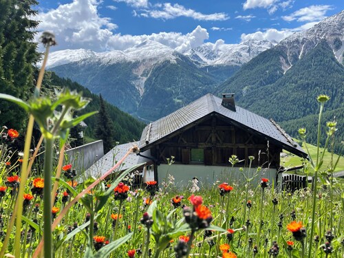Gemütliches Engadinerhaus mit einmaliger Aussicht!