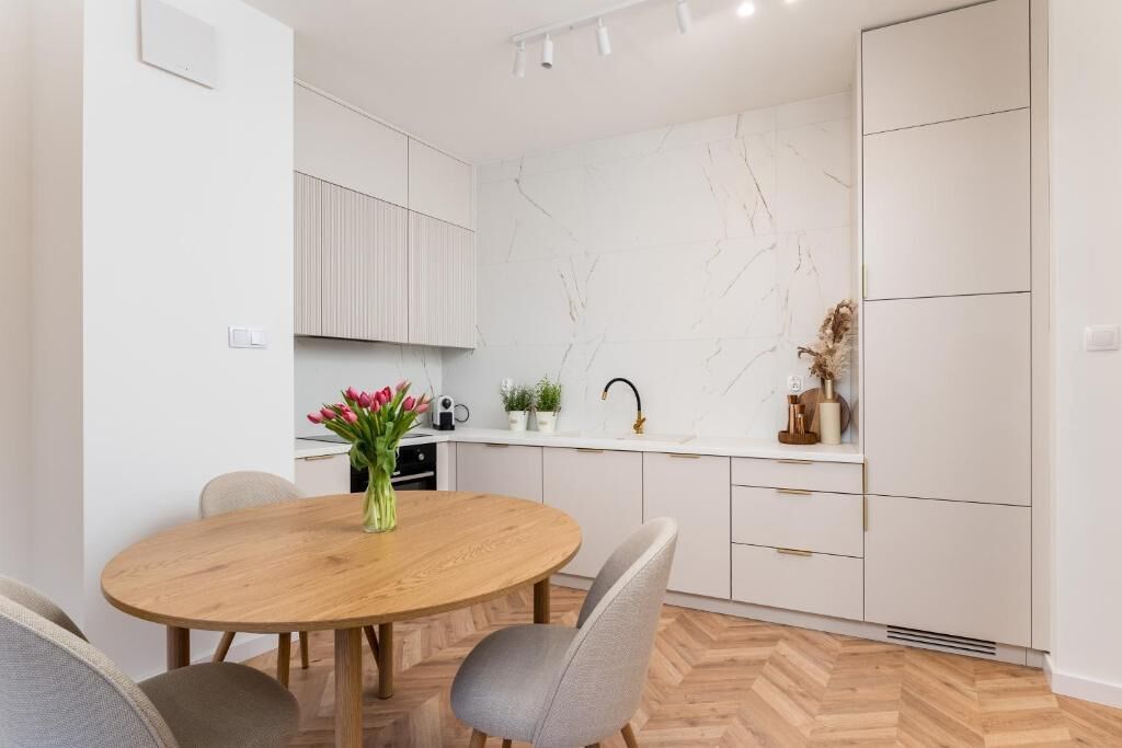 Comfort Apartment, Balcony, Courtyard View | Private kitchen