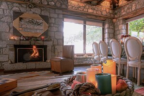 Interior - Aselinos Forest Estate – Quiet Mountain & Sea View Retreat near Delphi (Delphi)