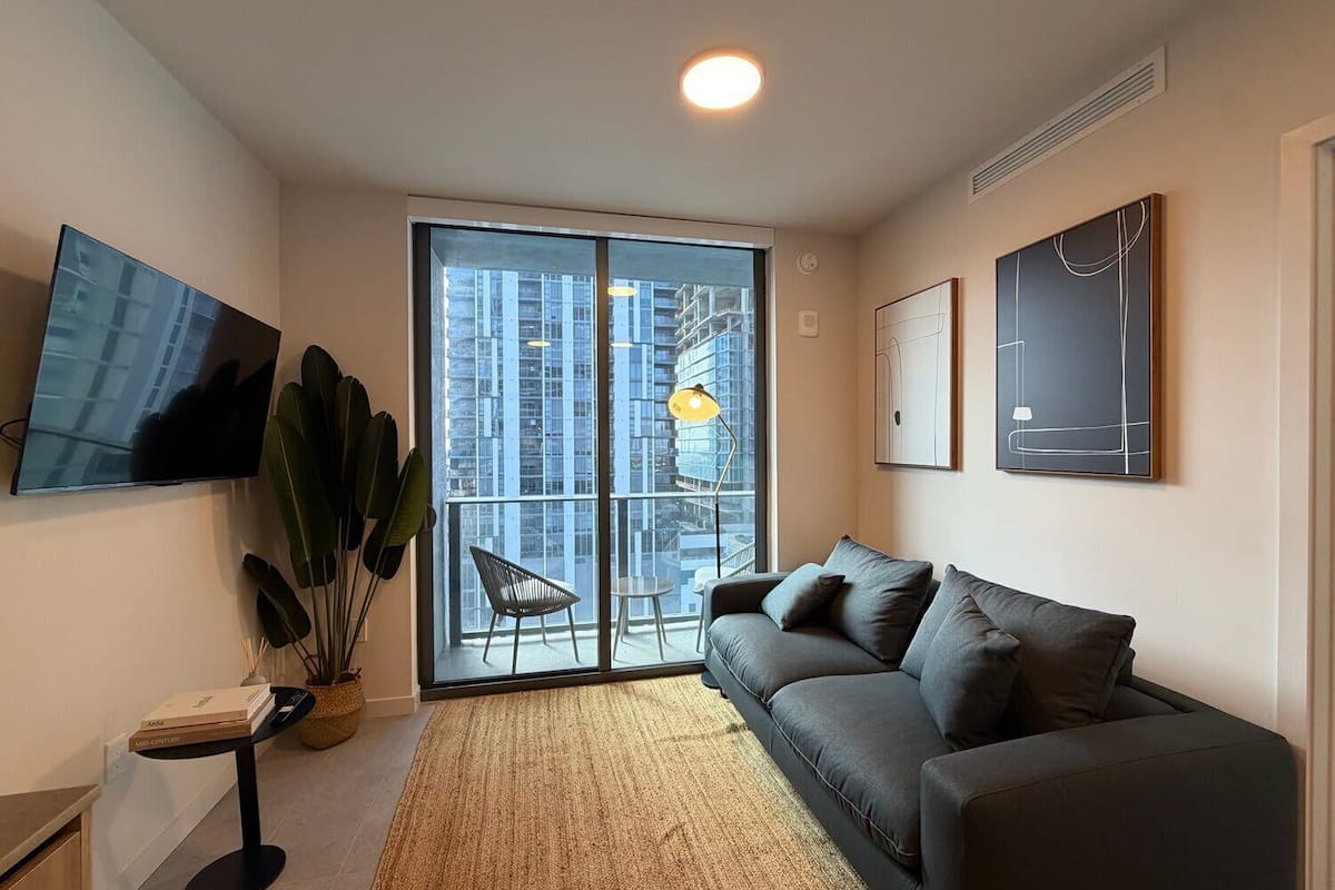 Elite Apartment, 1 Bedroom, City View | Living area