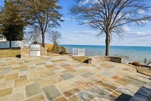 Terrace/patio - A Coastal Retreat on the Chesapeake Bay (Pasadena)