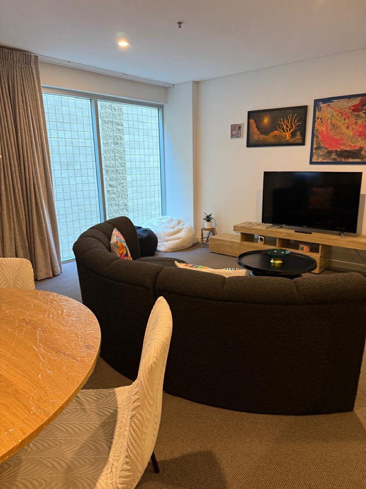 Apartament urbà, balcó | Sala d'estar