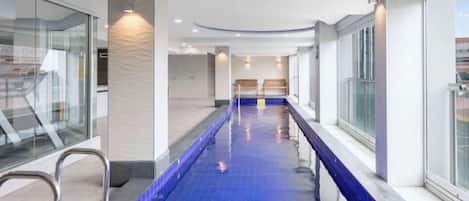 City Apartment, Balcony | Pool