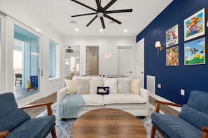 Living area - Luxury Beach Retreat - Pool, Game Room, Sleeps 16 (Corpus Christi)