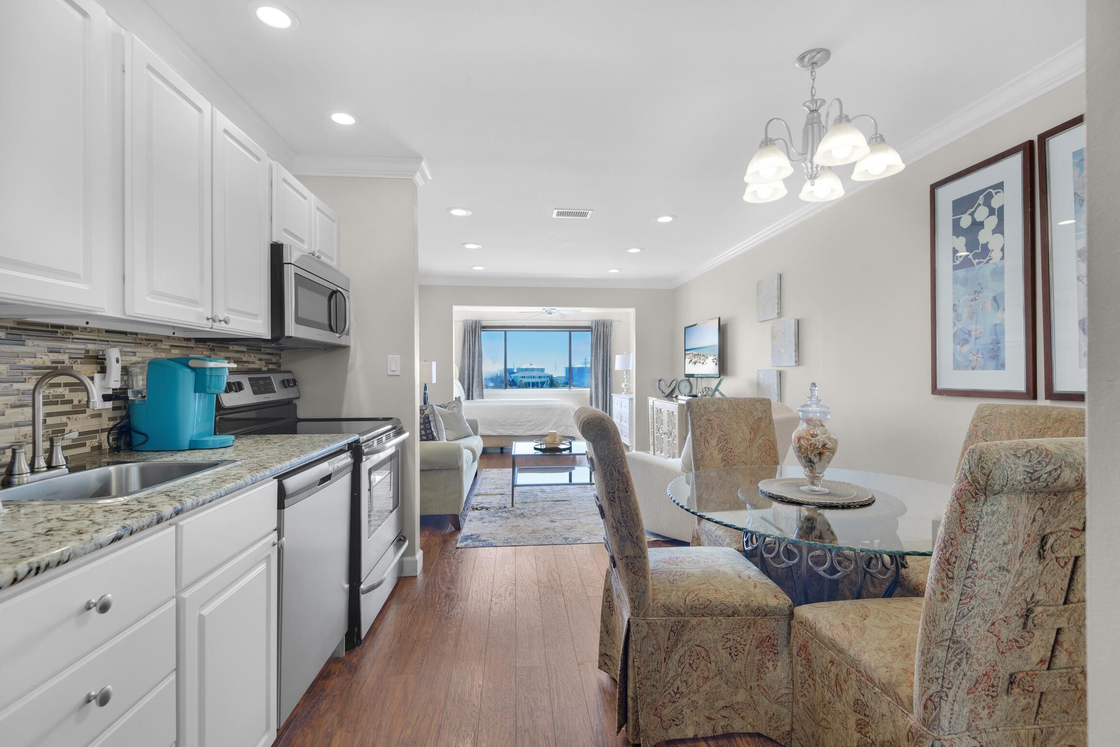 شقة - سرير كبير مع أريكة سرير (Sunset Harbor Palms 2-304) | المنشأة من الداخل