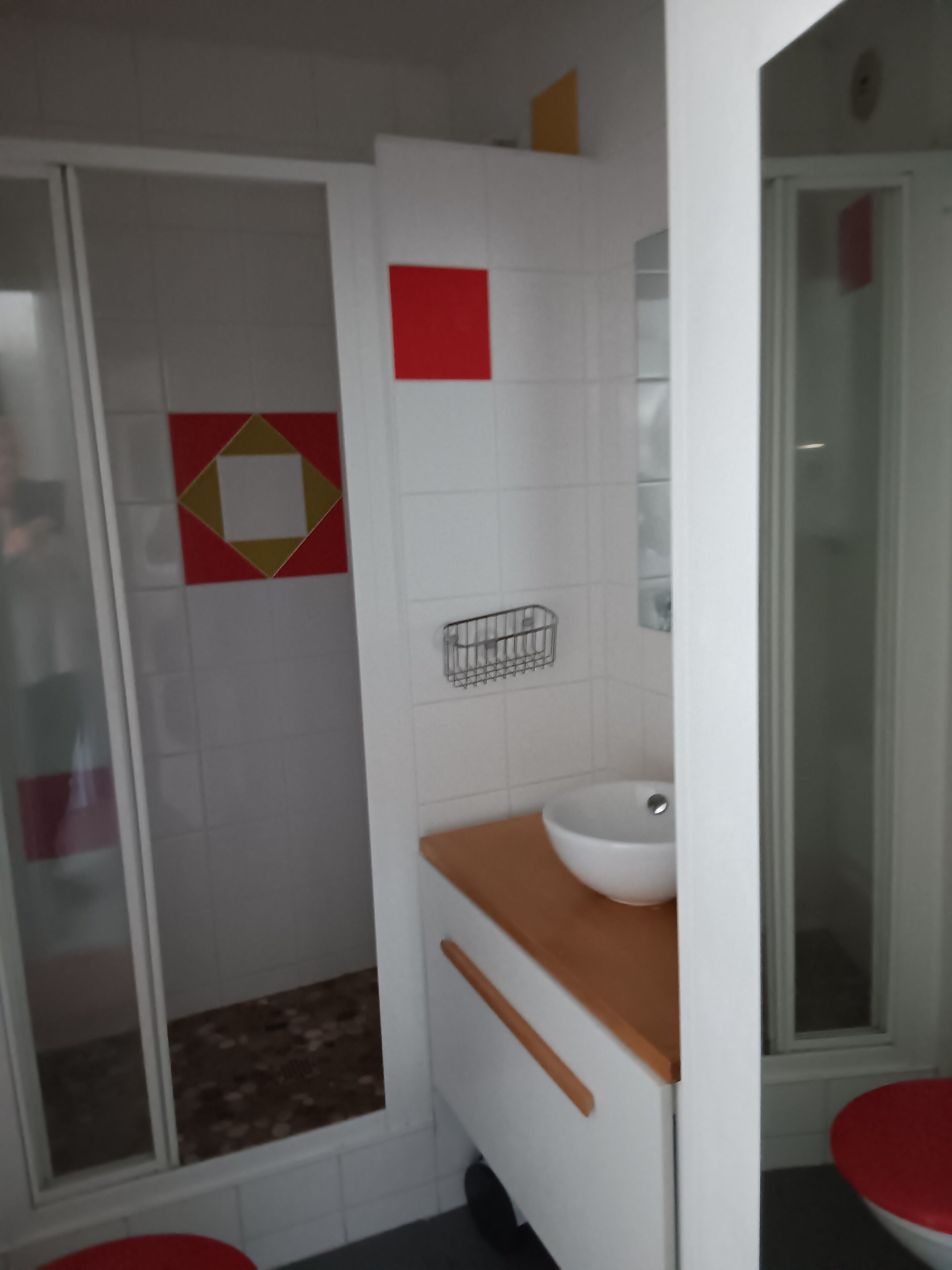 Shower, toilet paper