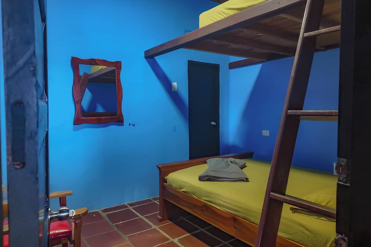 Quadruple Room | Bed sheets
