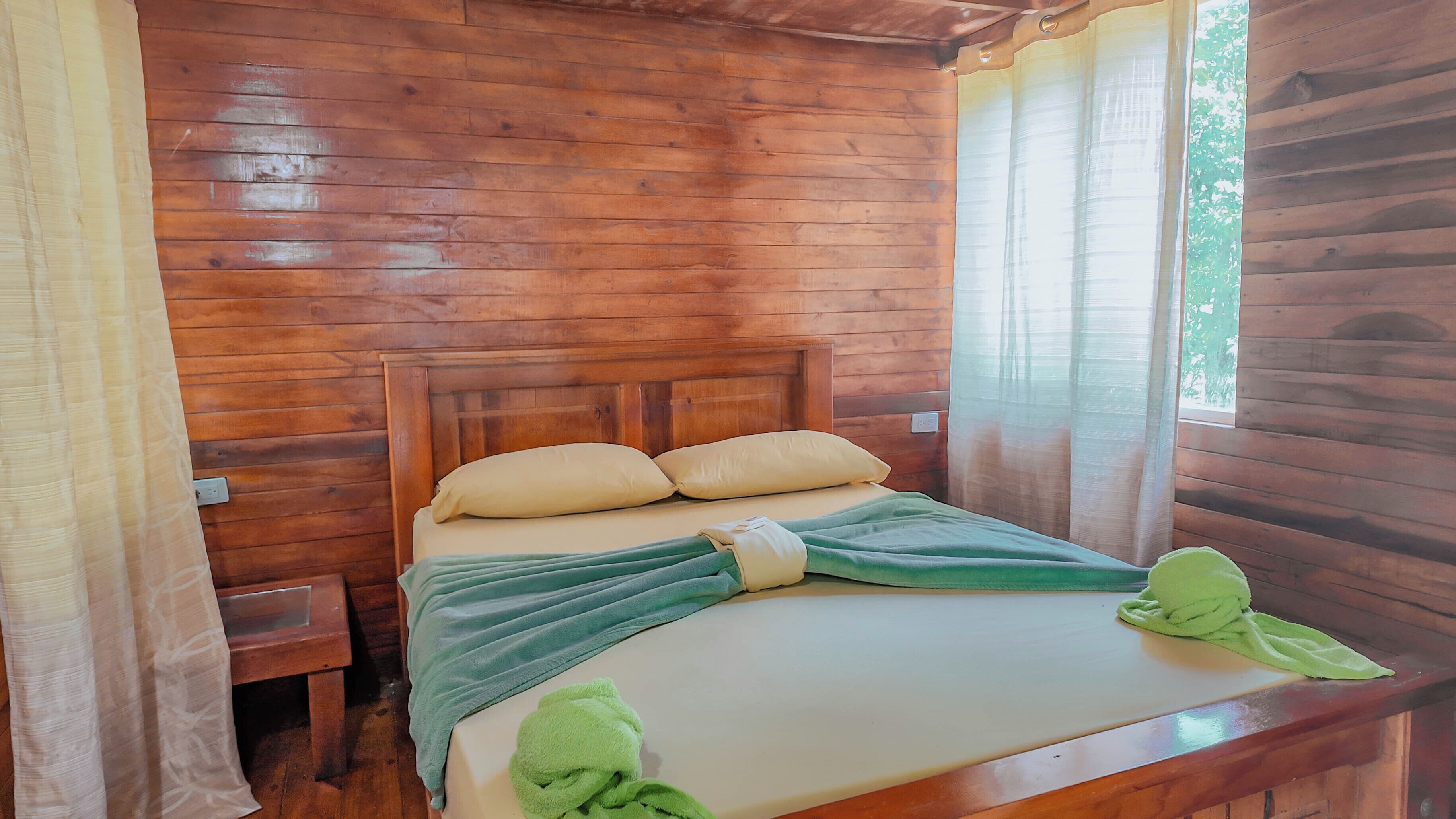 Cabane | Draps fournis