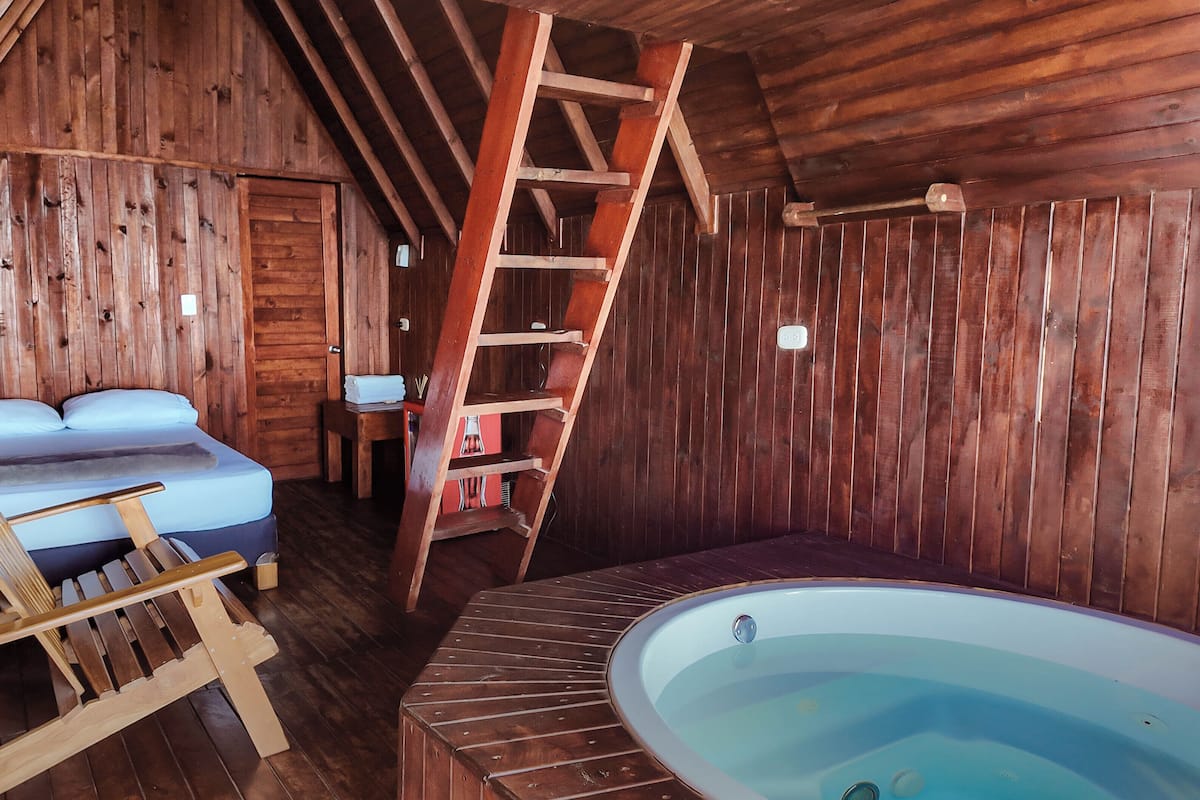 Deluxe Cabin | Bed sheets