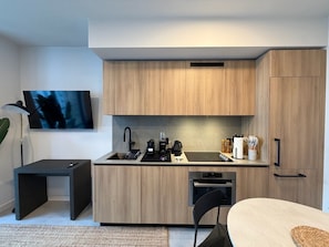 Apartment, City View | Private kitchen - Condo Bayfront Park (Miami)