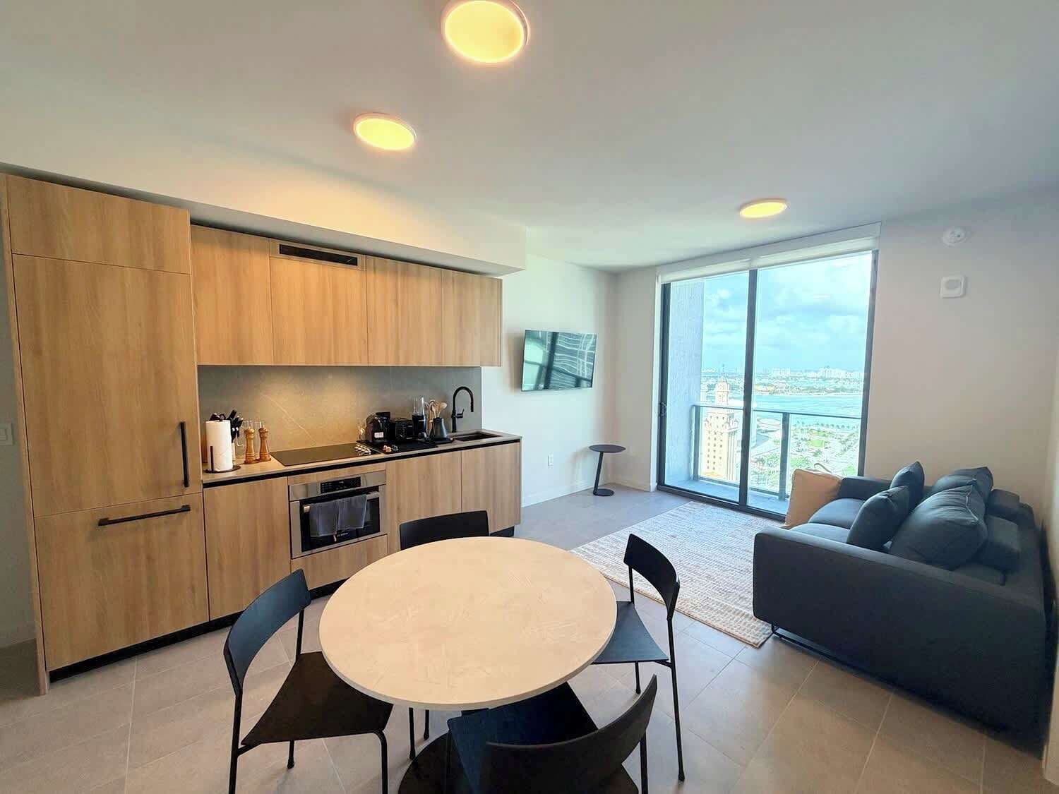 Apartment, 1 Bedroom, City View | Private kitchen