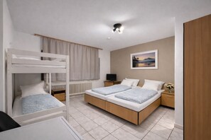 Room - AR Frankfurt Airport Terminal Hotel (Kelsterbach)