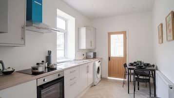 Fridge, microwave, oven, toaster