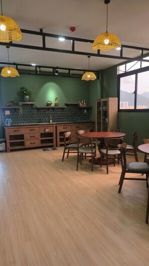 Standard Townhome, City View | Private kitchen - TP HOMe (Nha Trang)