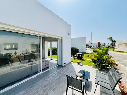 Val d'Or 3BR - Garden & Beach Access