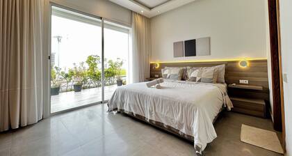 Val d'Or 3BR - Garden & Beach Access