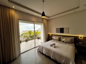 3 chambres, fer et planche à repasser, lit parapluie, Wi-Fi gratuit