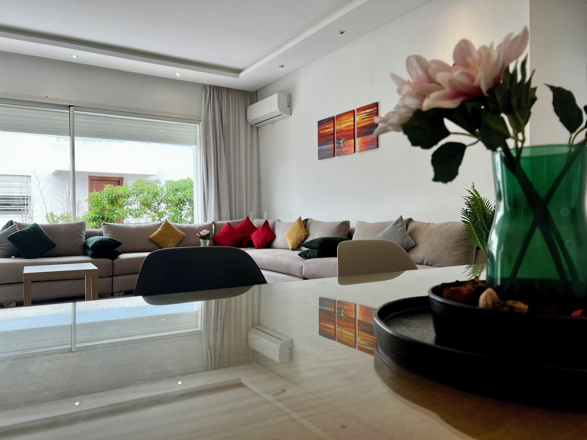 Smart TV, fireplace, books