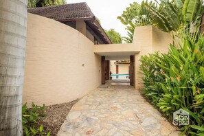 Property grounds - Spledid Oasis for 26 in El Peñón, by TopSpot®! (Girardot)
