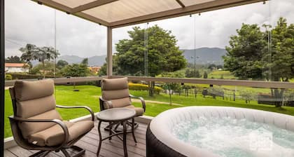 LindĂsimo TopSpotÂź en Tenjo, a 25 km de BogotĂĄ!