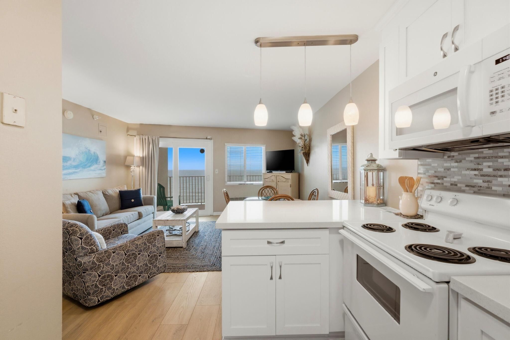 Condo, 1 King Bed with Sofa bed (Perdido Skye 72) | Private kitchen