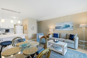 Condo, 1 King Bed with Sofa bed (Perdido Skye 72) | Living area - Perdido Skye 72 (Pensacola)