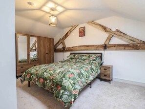 Bedroom 3 - Sally's Barn PG Farm (Weston Rhyn)