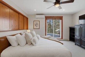 3 bedrooms, iron/ironing board, free WiFi, bed sheets - Ski Escape 3BDR Fireplace Pool/Spa Tremblant (Mont-Tremblant)