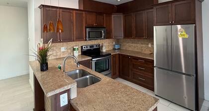 Spacious and Comfortable 3-bedroom 2-bathroom apartment