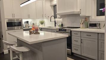 House, 2 Bedrooms | Interior