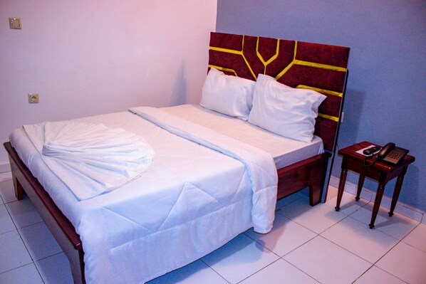 Deluxe Double or Twin Room, City View - WEST HOTEL DOUALA (Bonaberi)